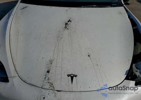 2023 Tesla Model Y z USA, uszkodzony, nr VIN 7SAYGAEE3PF785881